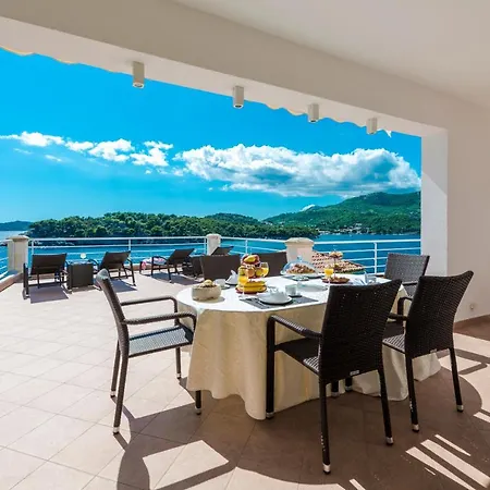 Vacanza - Five Bedroom With Private Sea Access Dubrovnik