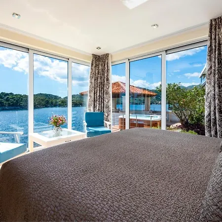 Vacanza - Five Bedroom With Private Sea Access Villa Dubrovnik
