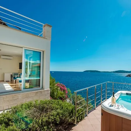 Szálloda Vacanza - Five Bedroom With Private Sea Access Dubrovnik